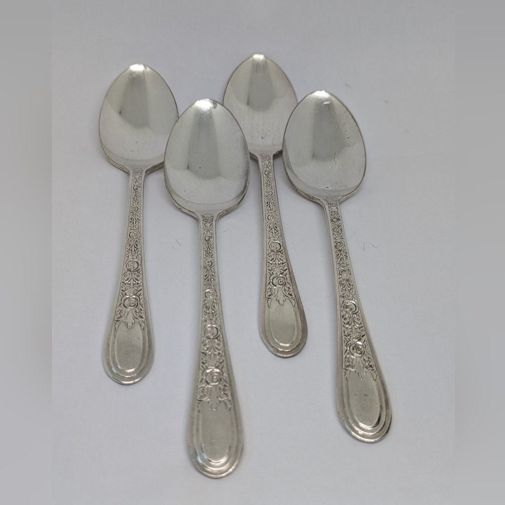 Vintage 1930's Silverplate Teaspoons Set Of 4 Fortune By Wallace Floral Handle